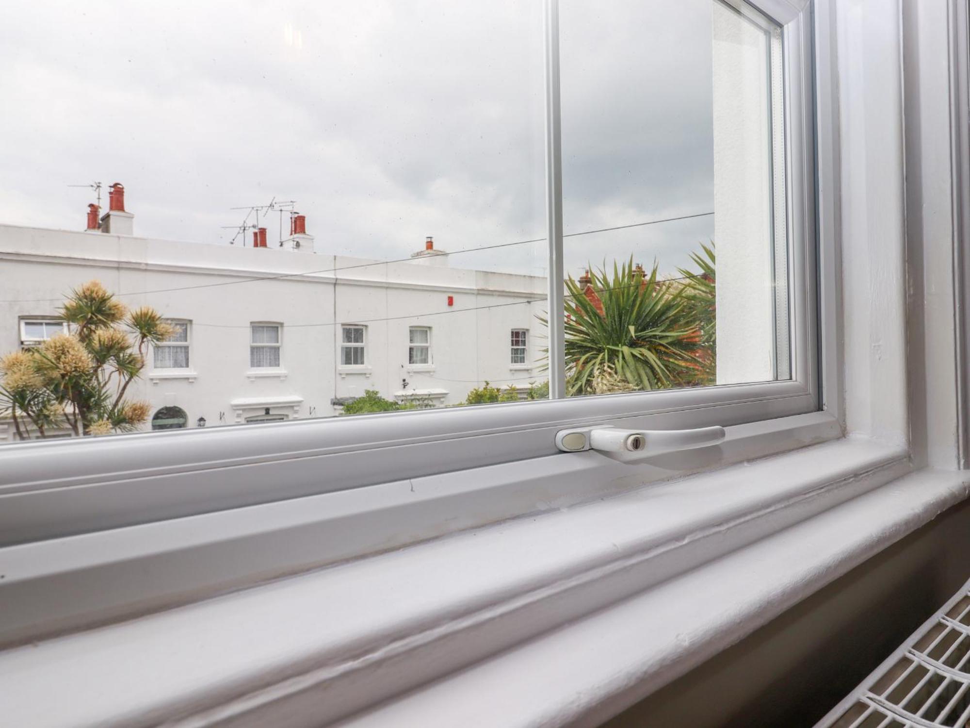 Officer'S Mess Villa Eastbourne Exterior photo